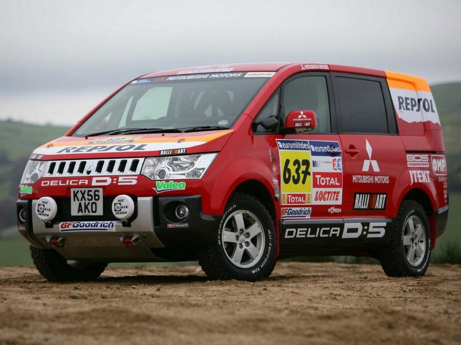  Mitsubishi Delica D:5 Rally 2007 года  (фото 1 из 3)